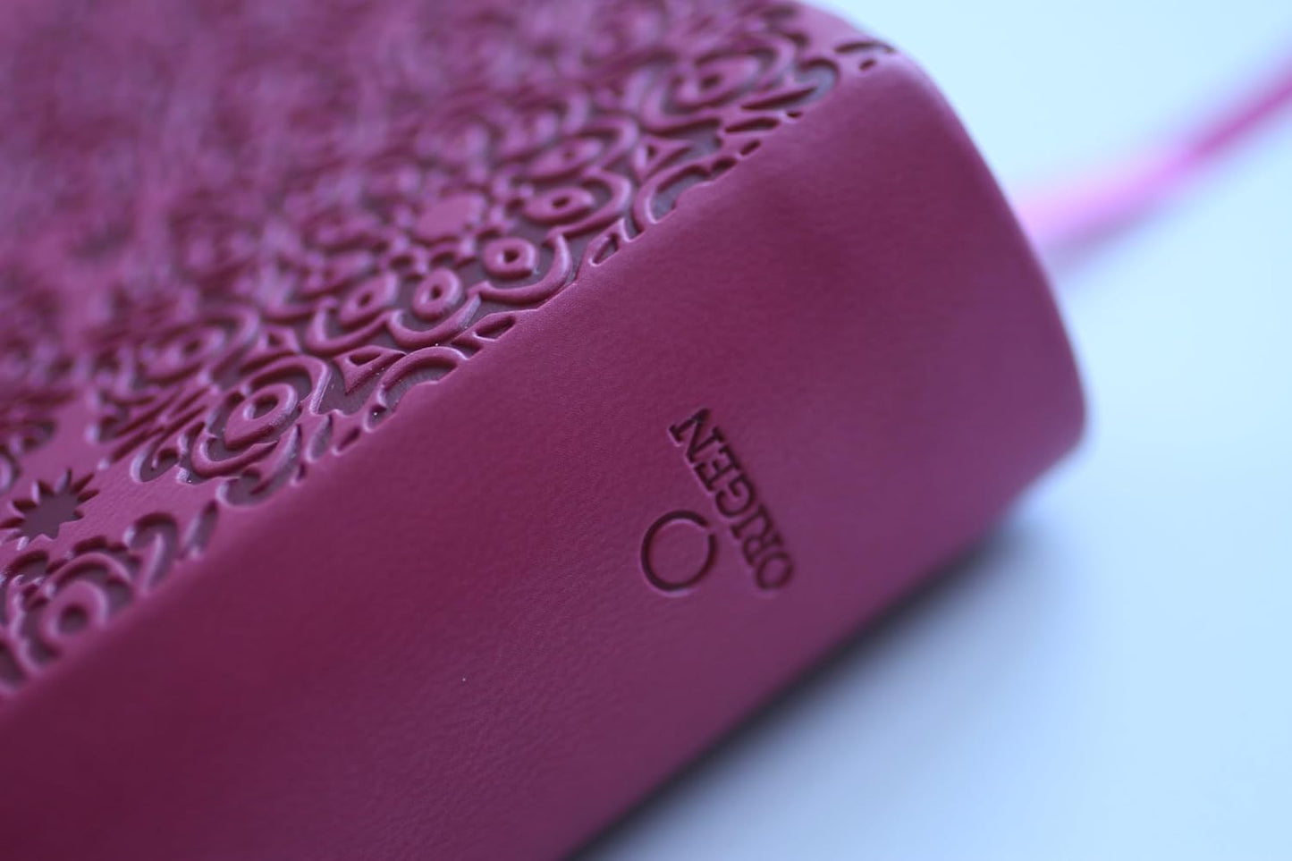 Biblia Reina Valera letra súper gigante, símil piel fucsia