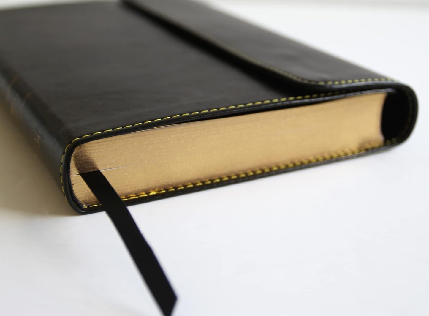 Biblia RVR 1960 letra grande tamaño manual, simil piel con solapa y imán